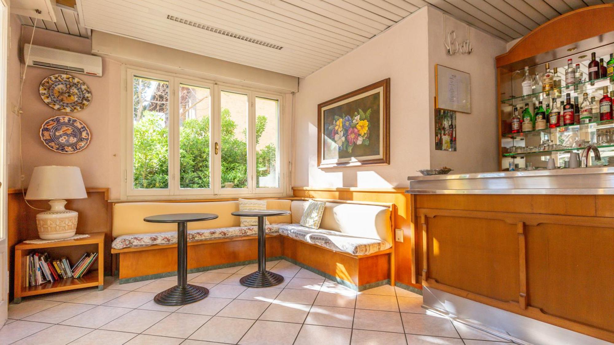 Hotel Parco Fellini Римини Экстерьер фото